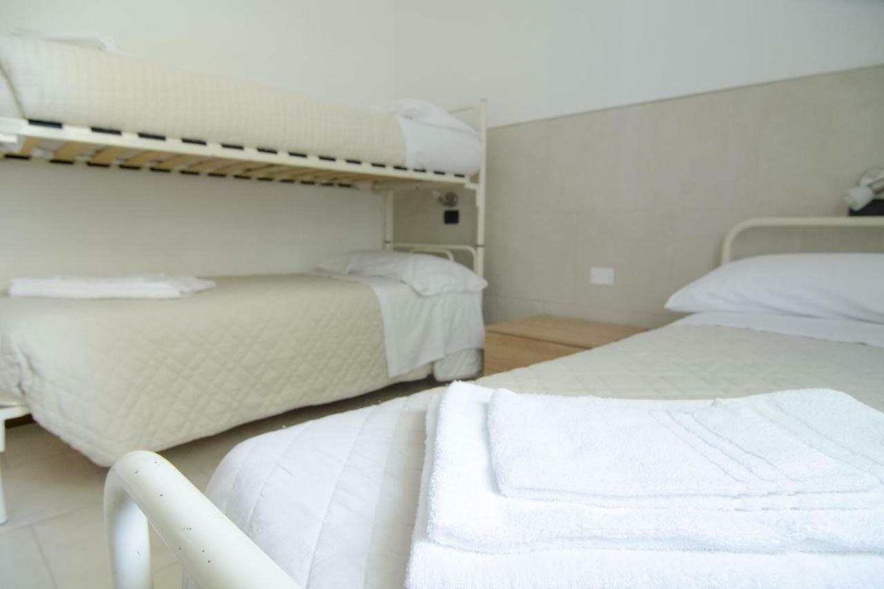 Appartamenti Federica Milano Marittima Exterior foto