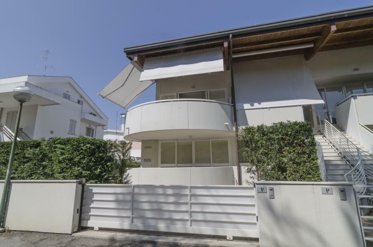 Appartamenti Federica Milano Marittima Exterior foto